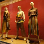 The Difference Between Vintage and Retro Fashion
