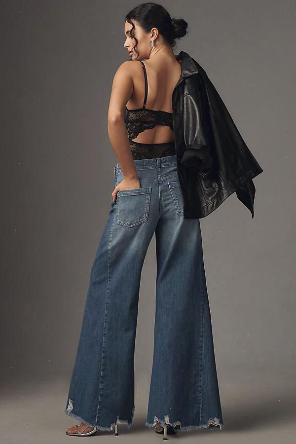 Flared Jeans